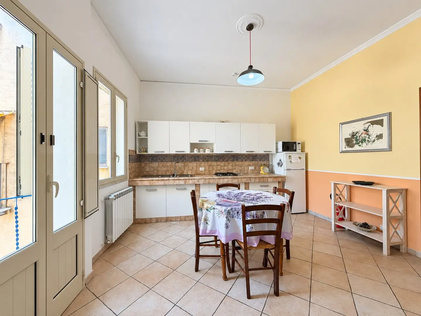 Cucina e zona pranzo, Casa del Duomo a Cefalù