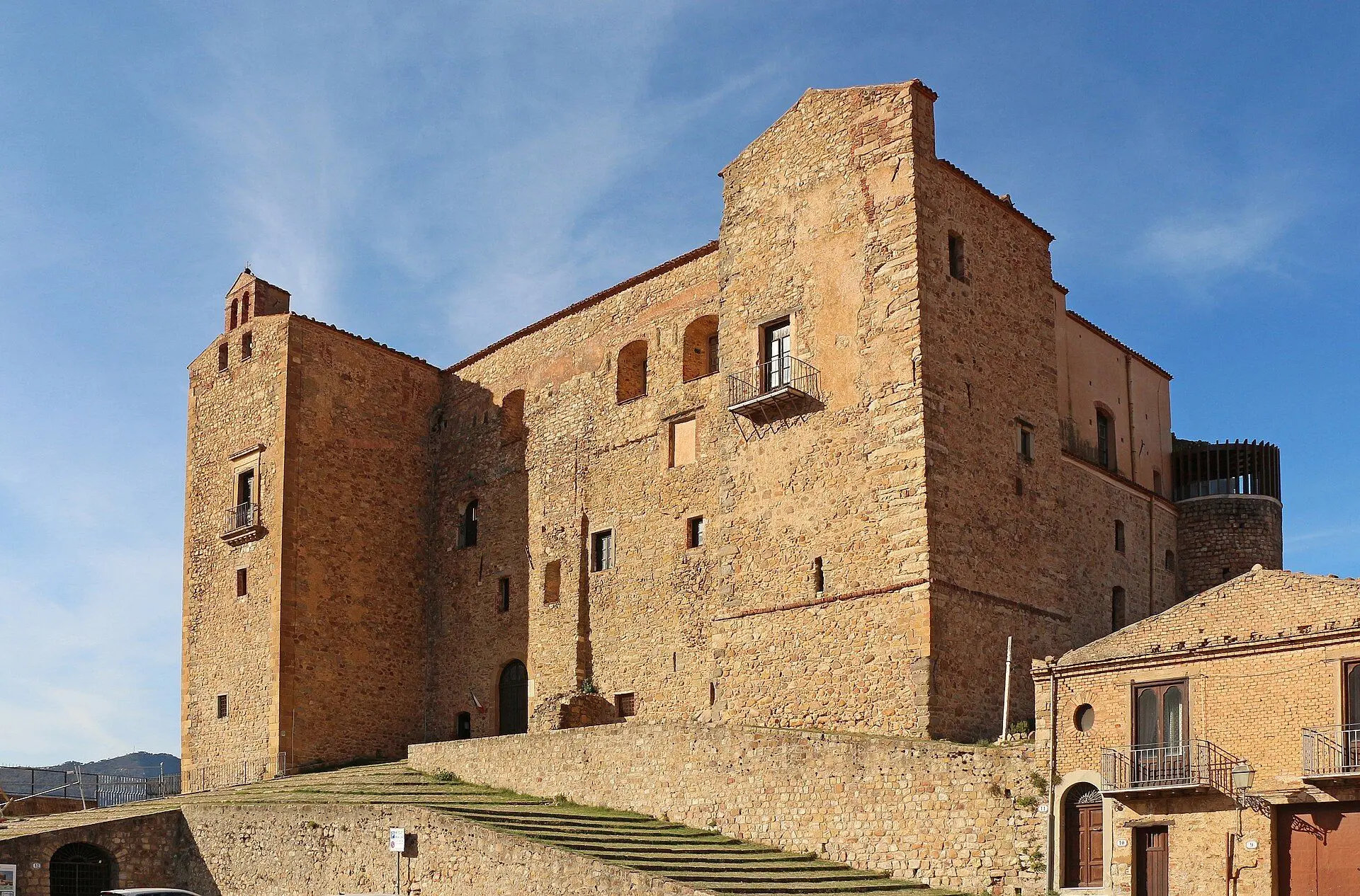 Il Castello dei Ventimiglia a Castelbuono