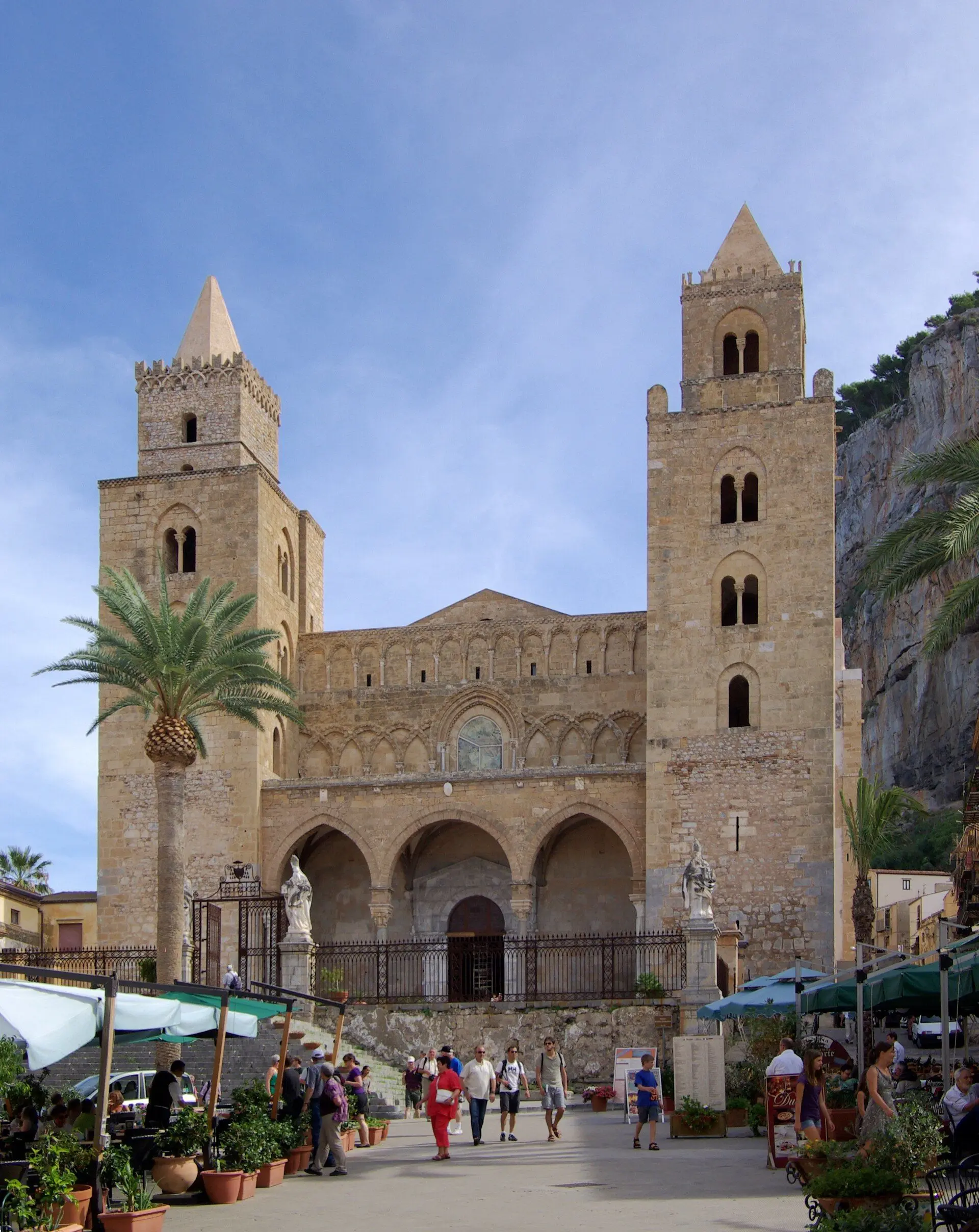 The façade of Cefalù Cathedral