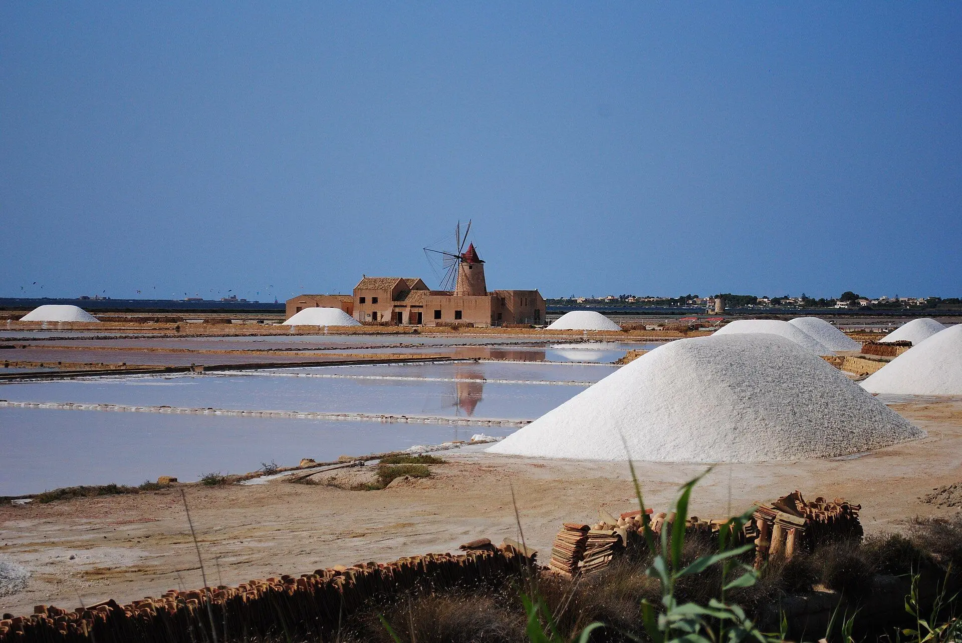 Les salines et les moulins à vent de Marsala